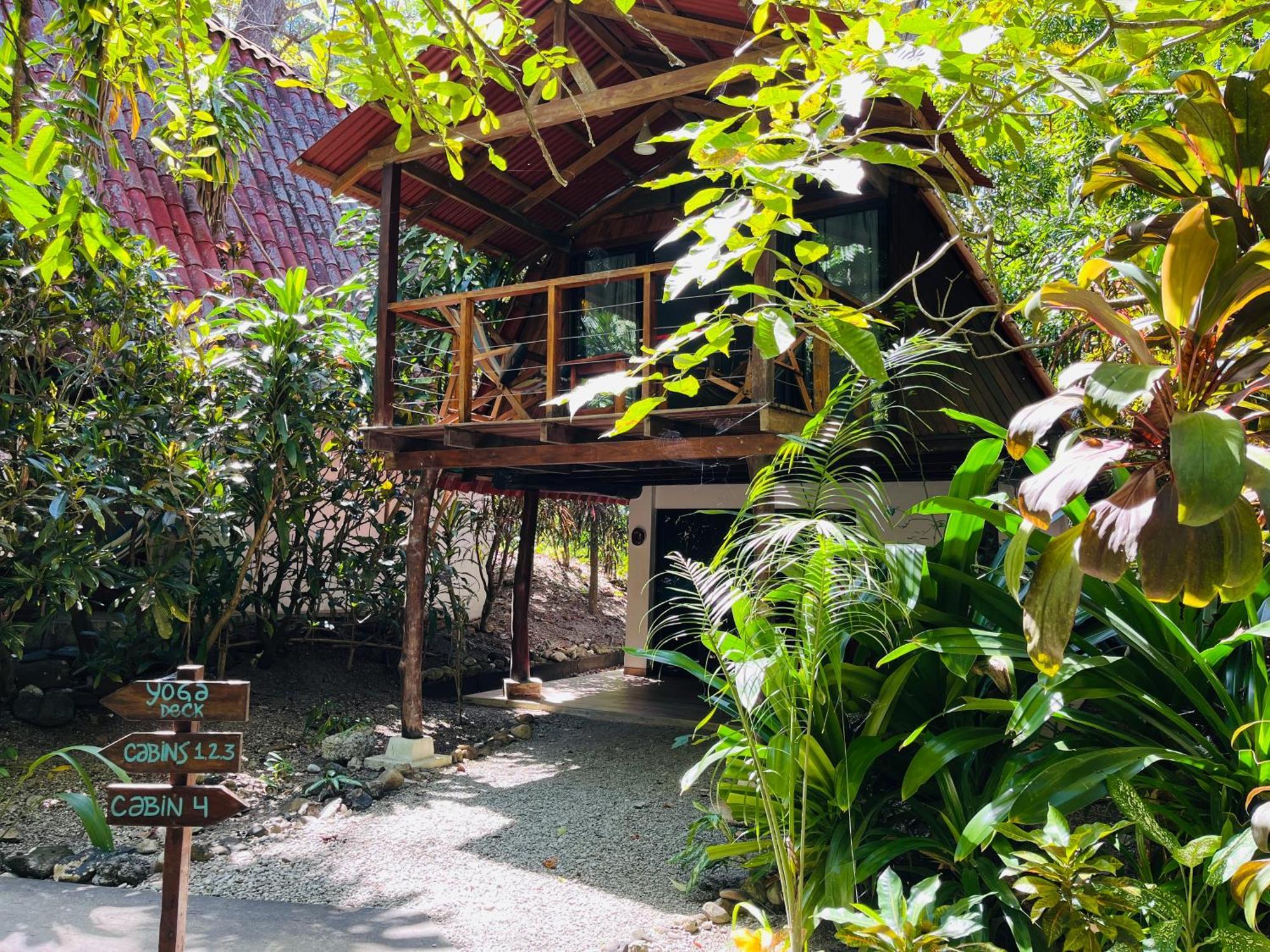 Calala Lodge Cabuya エクステリア 写真