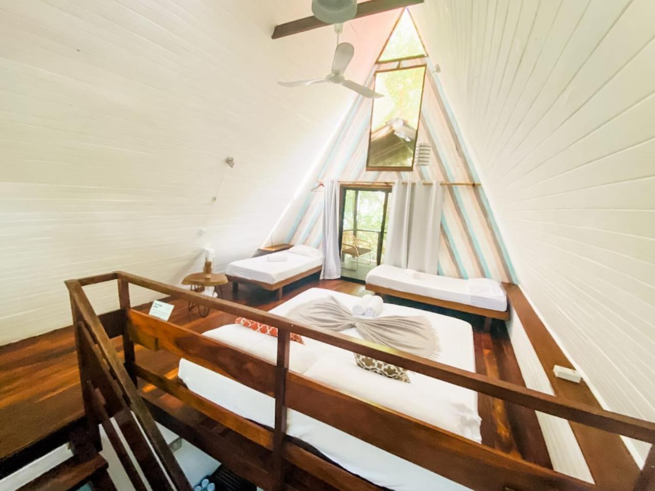 Calala Lodge Cabuya エクステリア 写真